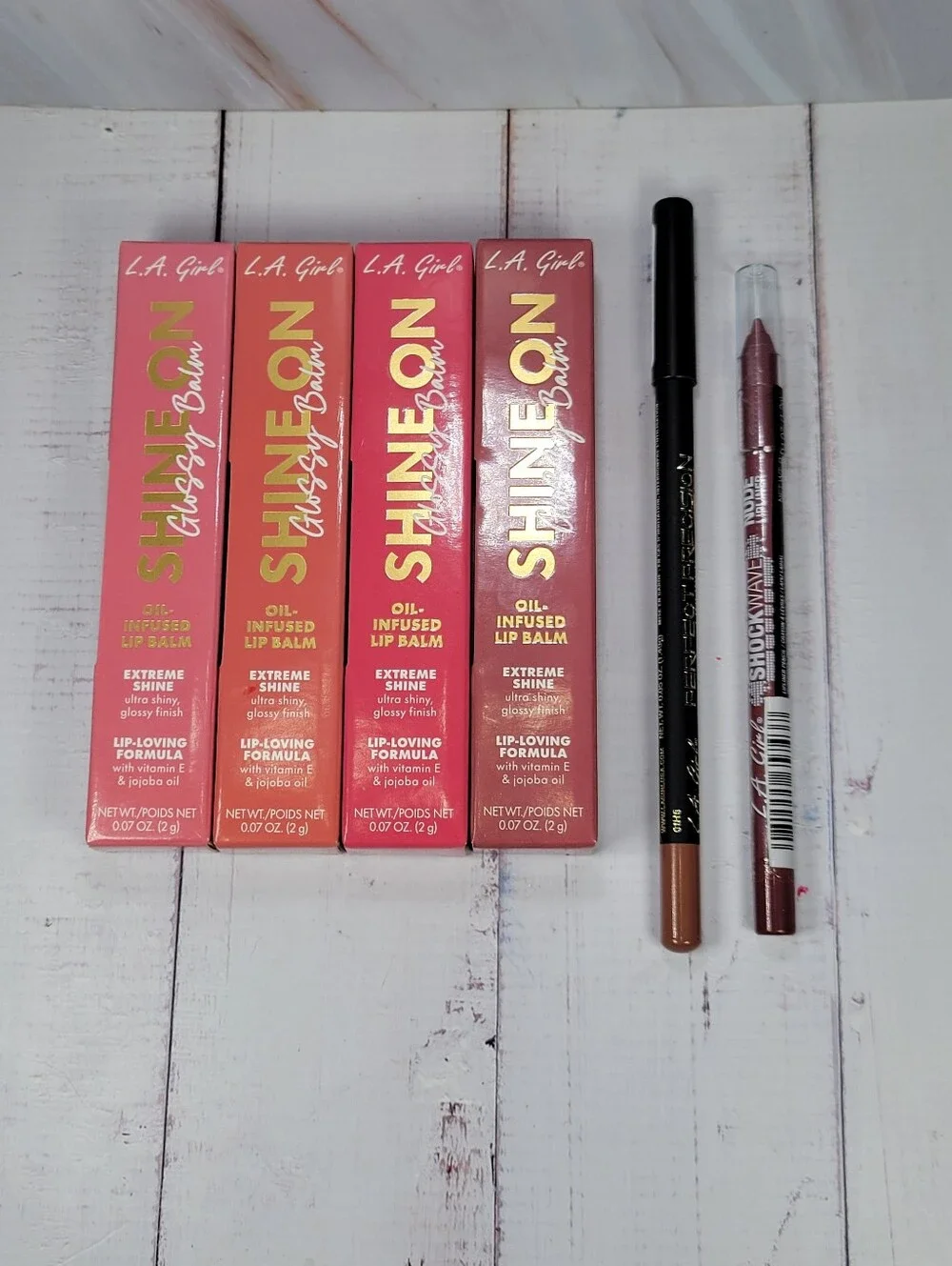 L.A. Girl Shine On Glossy Balm and L A. Girl Lip Liner Bundle NEW!